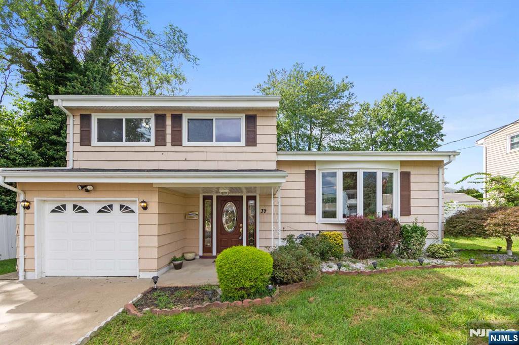 39 Hastings Road Old Bridge, NJ 08857 - Photo 11 of 44 Gallery Image 11