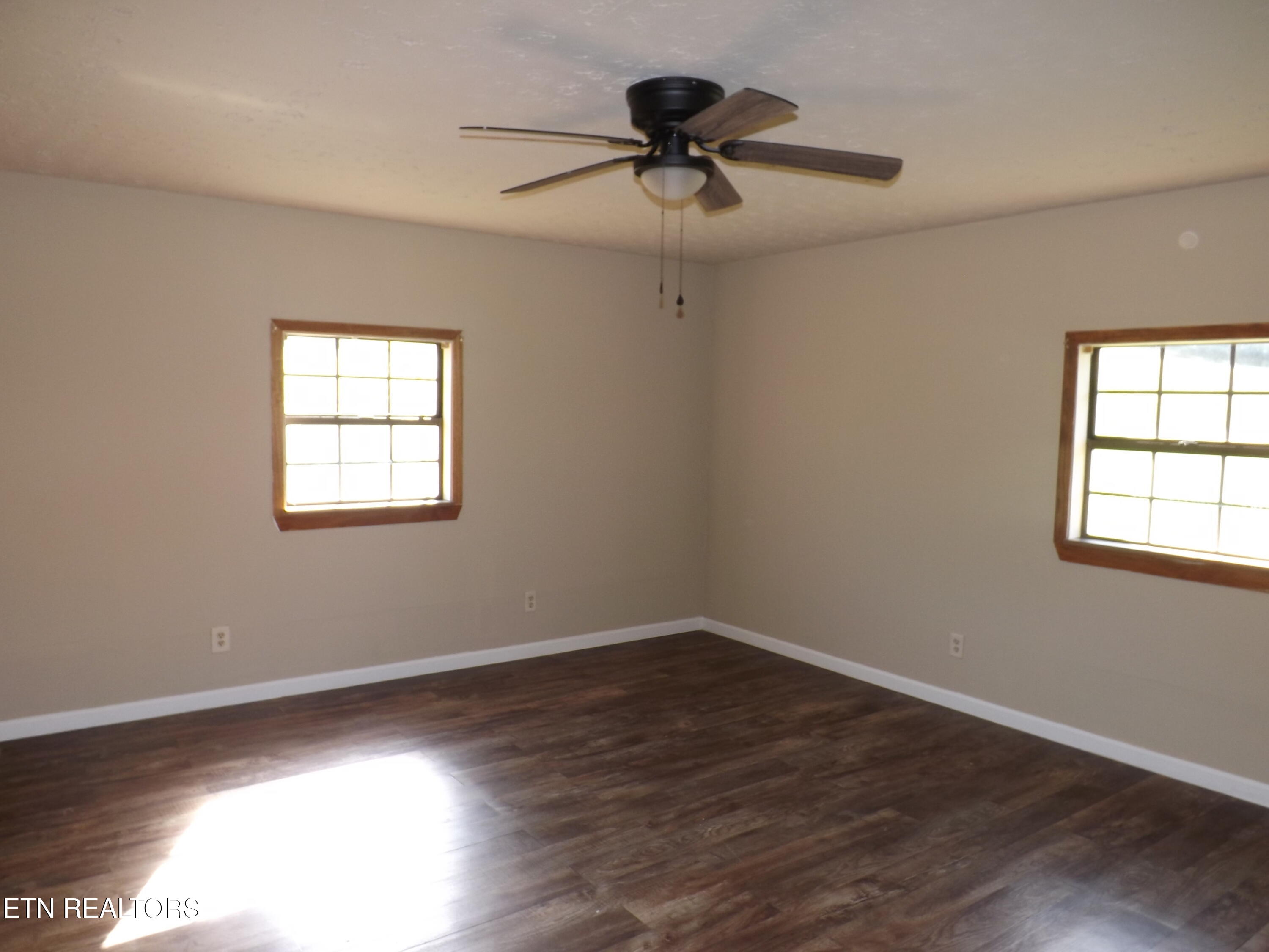 800 Shawanee Road Harrogate, TN 37752 - Photo 13 of 17 DSCF3297