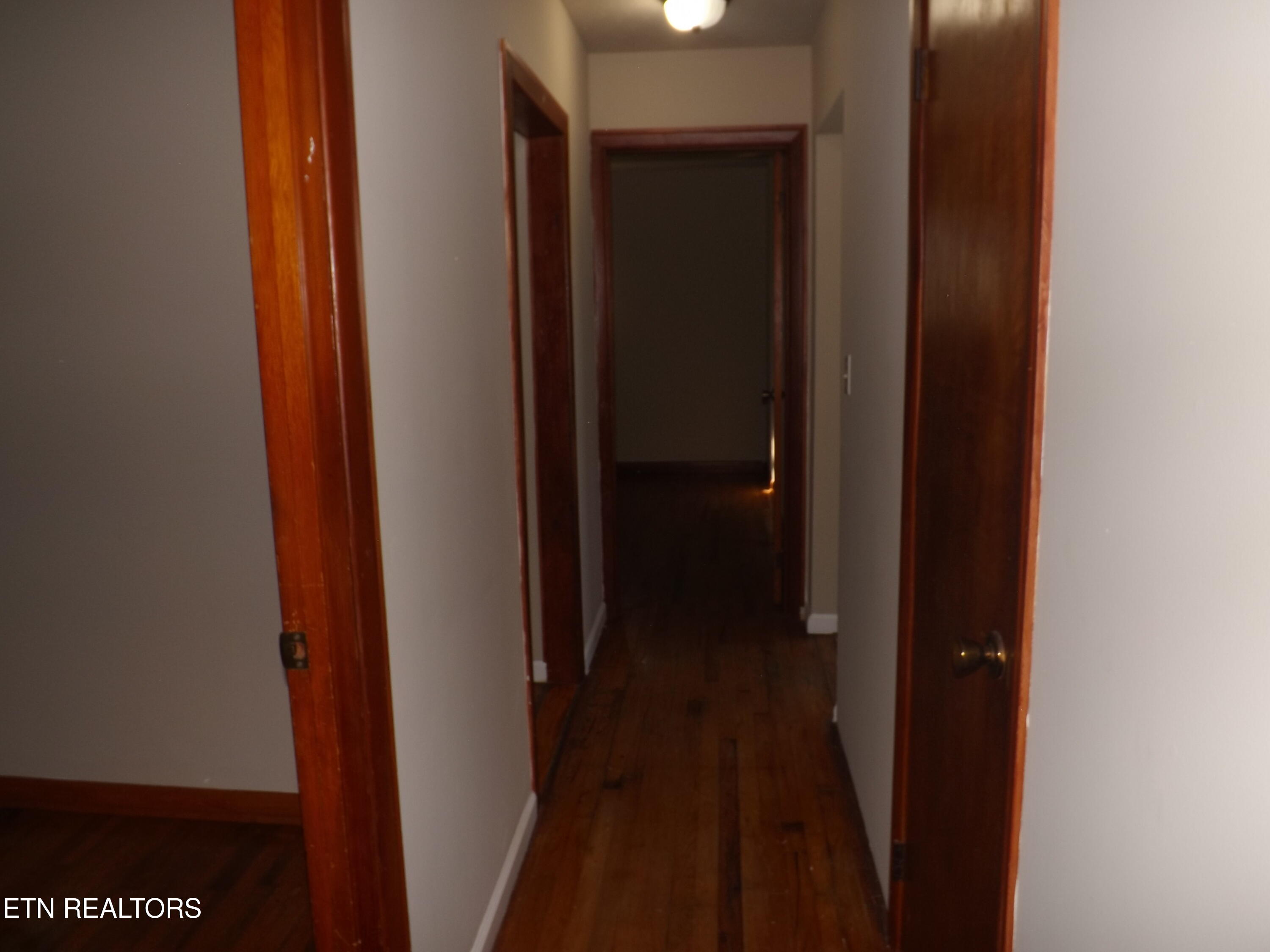 800 Shawanee Road Harrogate, TN 37752 - Photo 8 of 17 DSCF3292