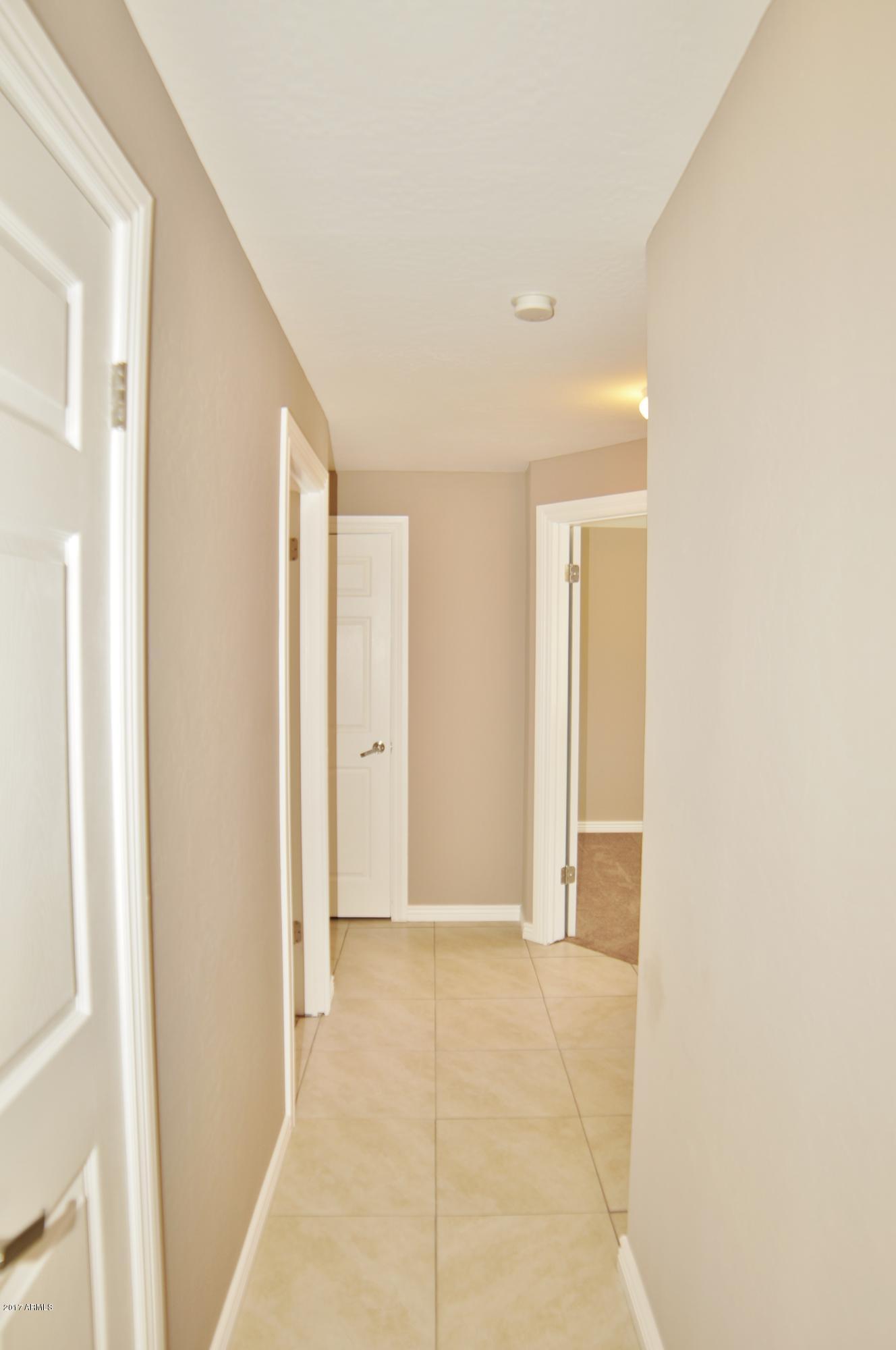 6805 West Coronado Road Phoenix, AZ 85035 - Photo 13 of 20 DSC06264