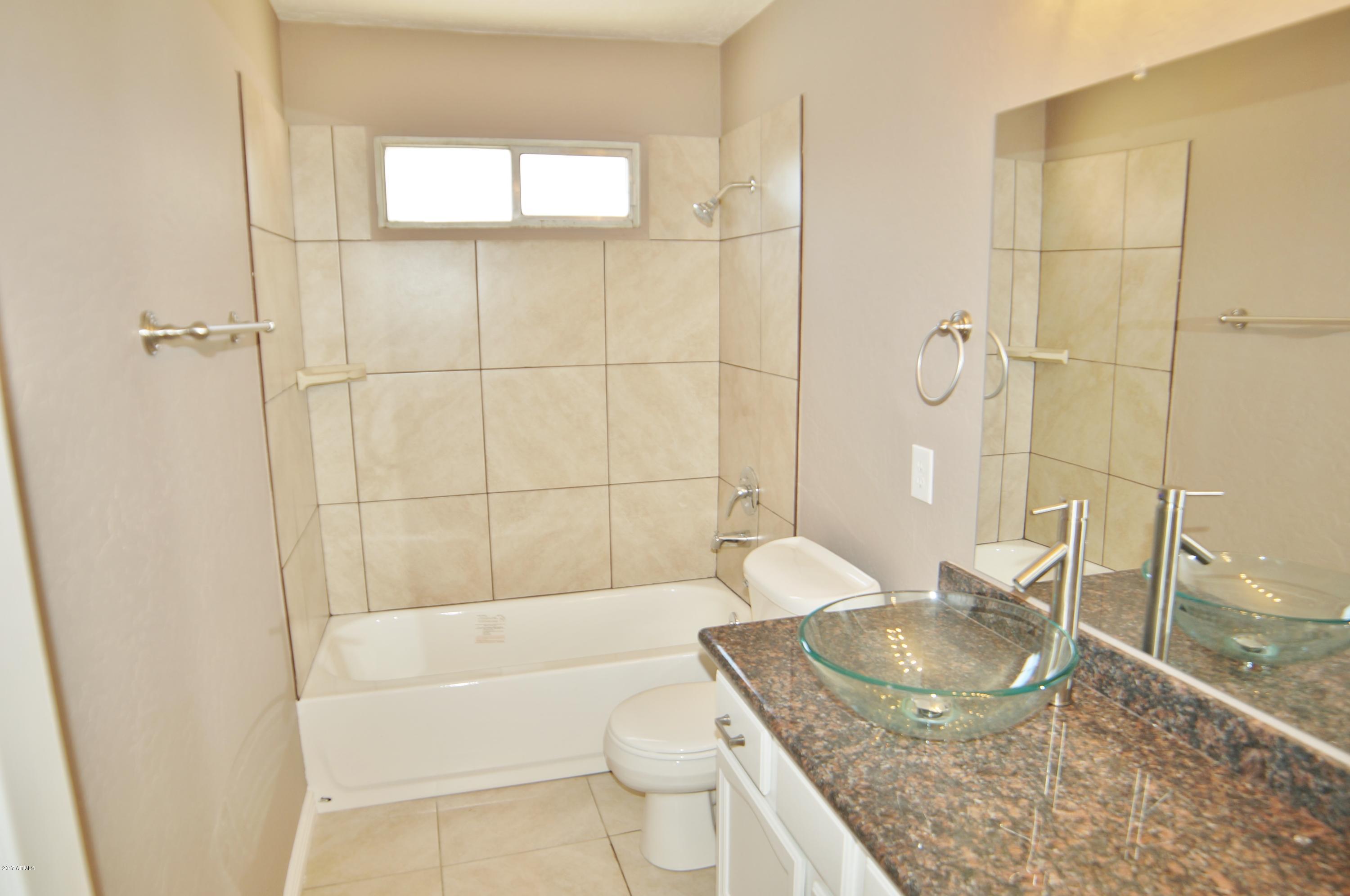 6805 West Coronado Road Phoenix, AZ 85035 - Photo 15 of 20 DSC06265