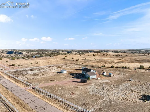 $554,000 | 100 Pleasure Trail, Penrose, CO 81240