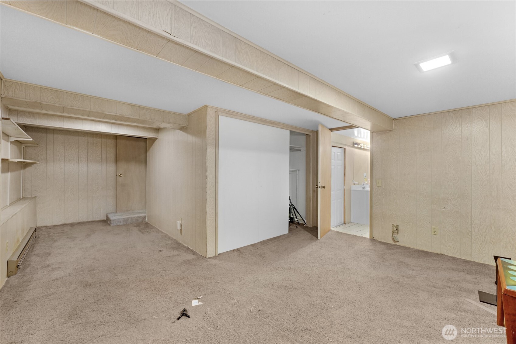 708 Warren Avenue North Seattle, WA 98109 - Photo 19 of 37