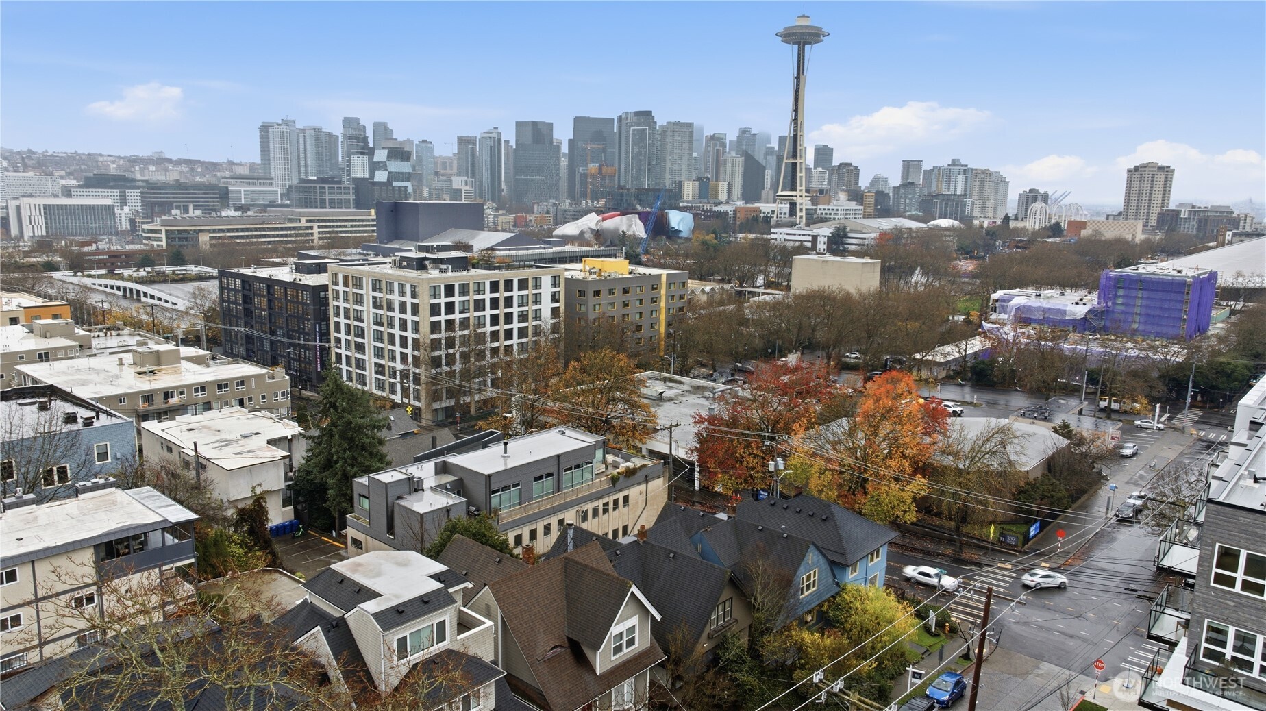 708 Warren Avenue North Seattle, WA 98109 - Photo 2 of 37