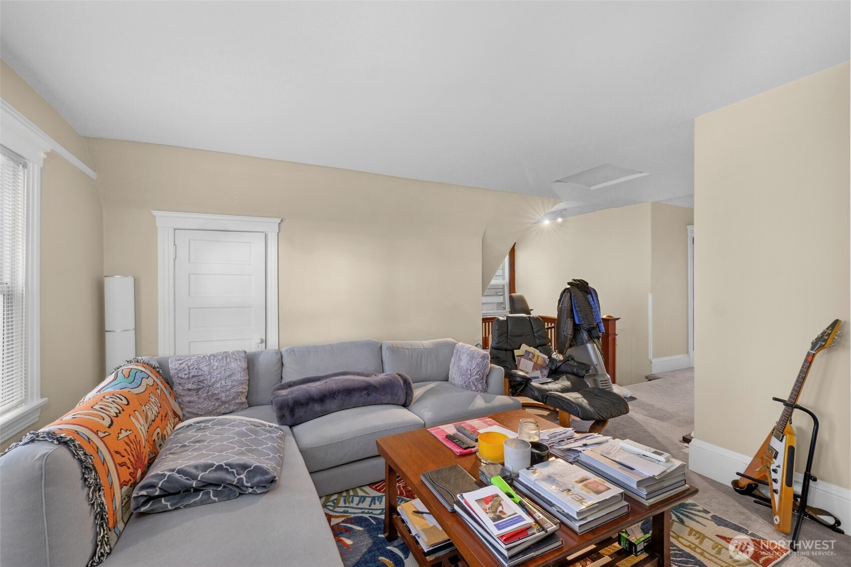 708 Warren Avenue North Seattle, WA 98109 - Photo 23 of 37