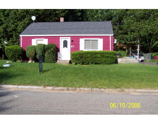 87 Denwall Drive Springfield, MA 01119 - Photo 2 of 3 Gallery Image 2