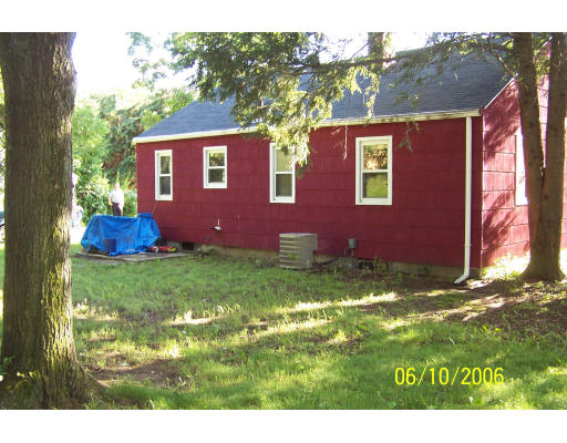 87 Denwall Drive Springfield, MA 01119 - Photo 3 of 3 Gallery Image 3