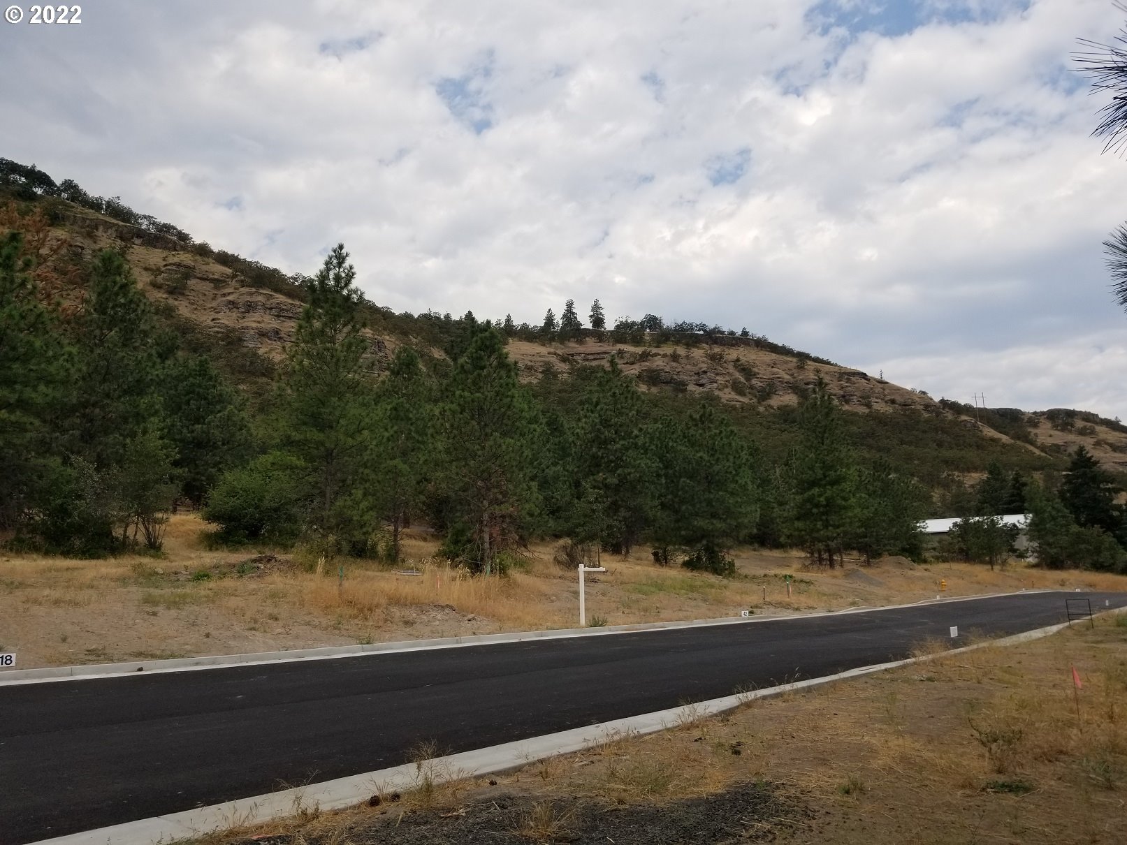 West 15th Street, Unit 35 The Dalles, OR 97058 - Photo 8 of 8