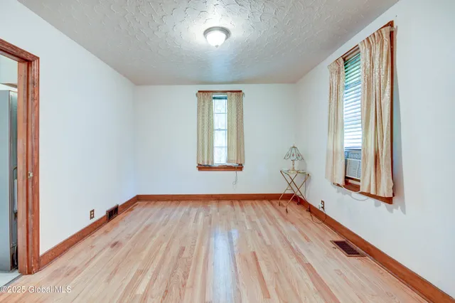 $275,000 | 55 Crescent Avenue, Amsterdam, NY 12010