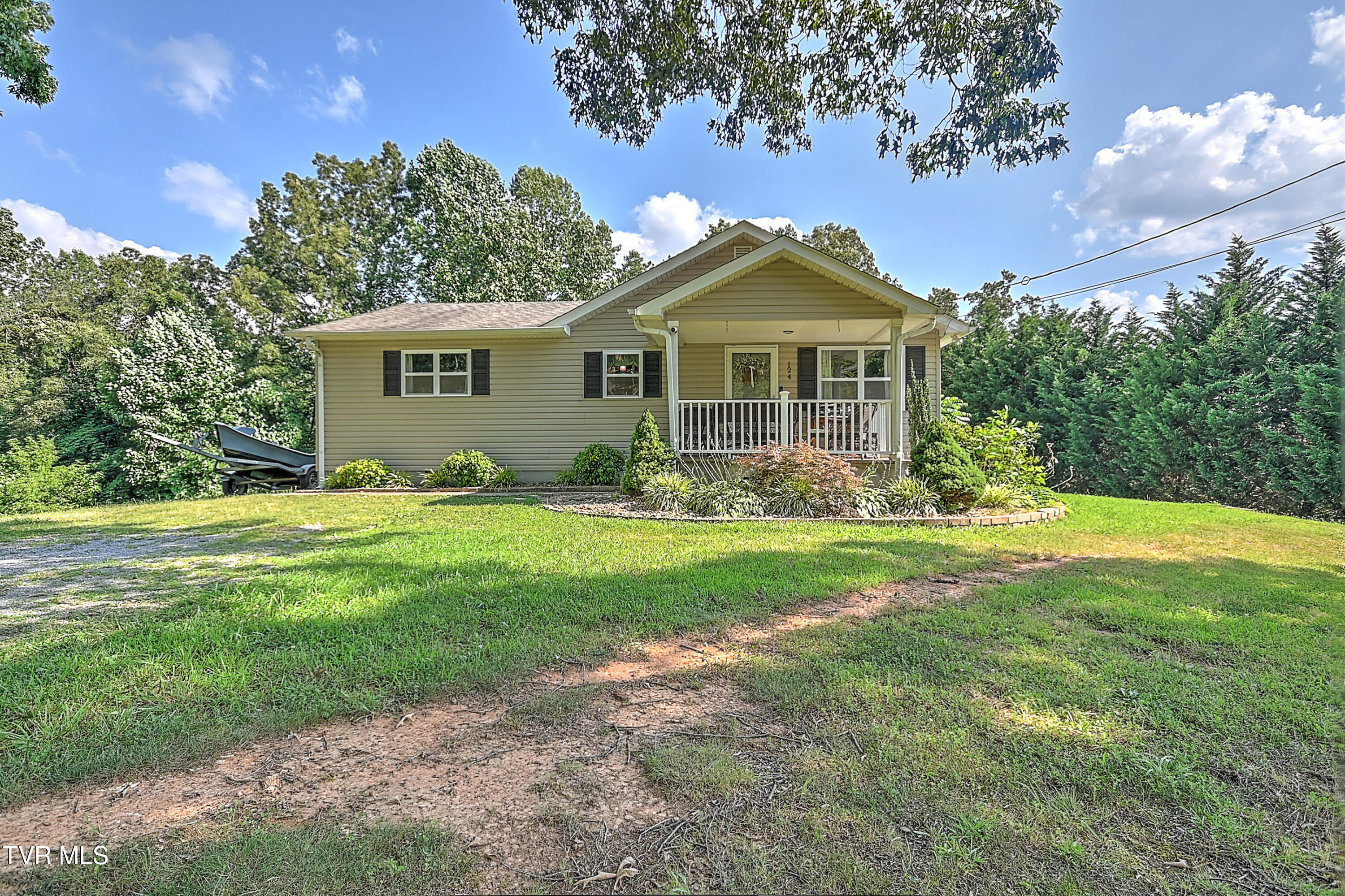 124 Zeb Grindstaff Road Elizabethton, TN 37643 - Photo 1 of 48 124 Zeb Grindstaff Rd KO-2