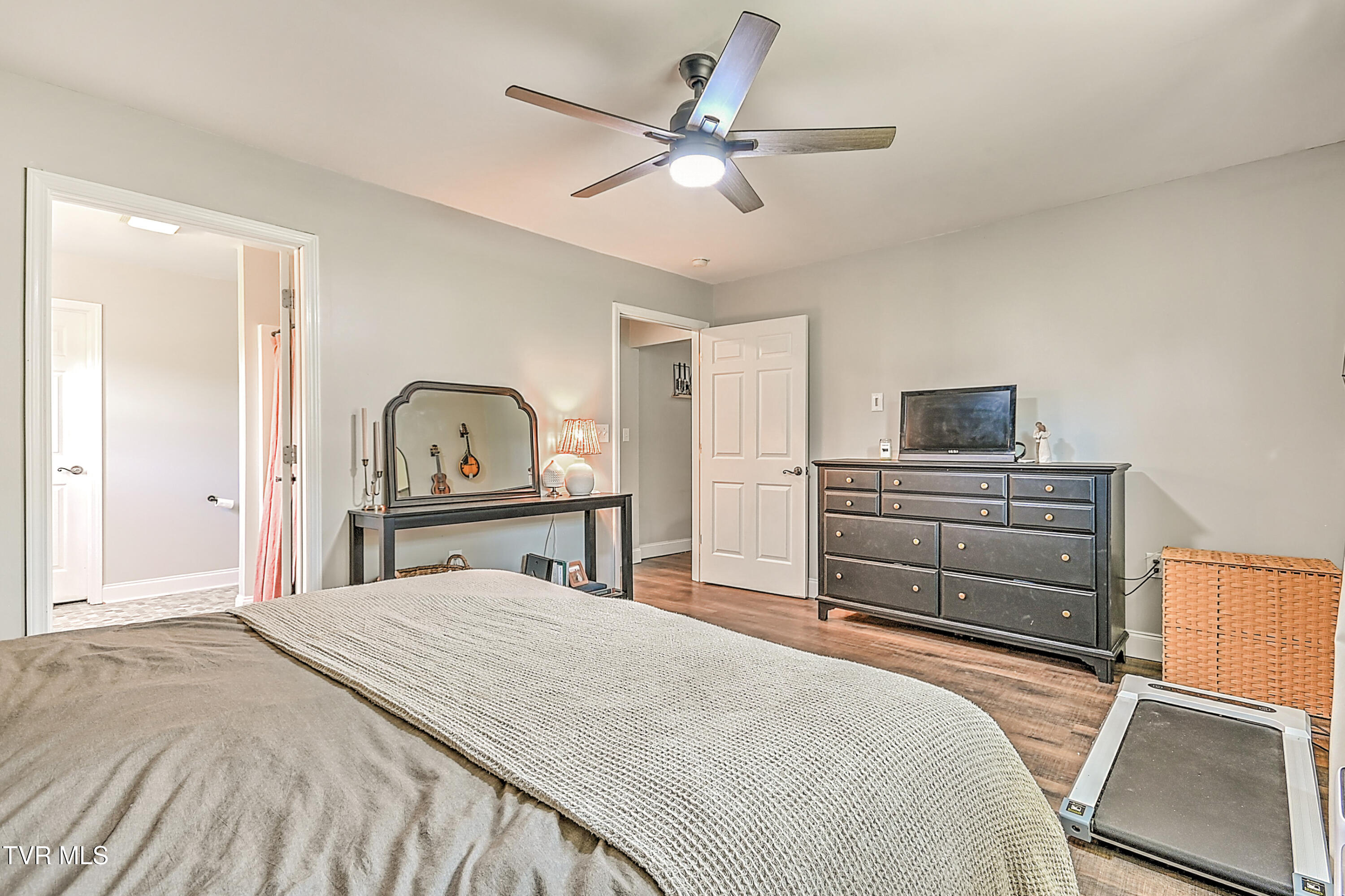 124 Zeb Grindstaff Road Elizabethton, TN 37643 - Photo 31 of 48 124 Zeb Grindstaff Rd KO-31