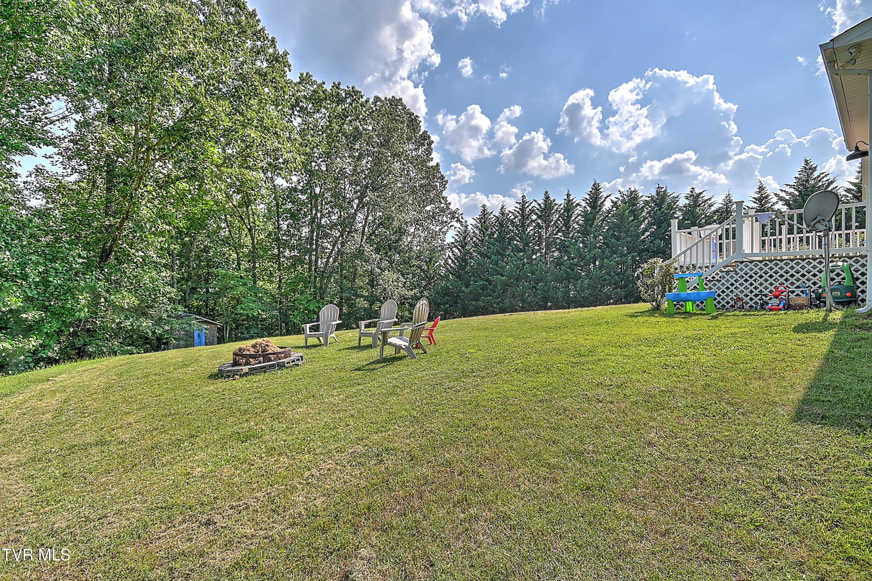 124 Zeb Grindstaff Road Elizabethton, TN 37643 - Photo 41 of 48 124 Zeb Grindstaff Rd KO-40