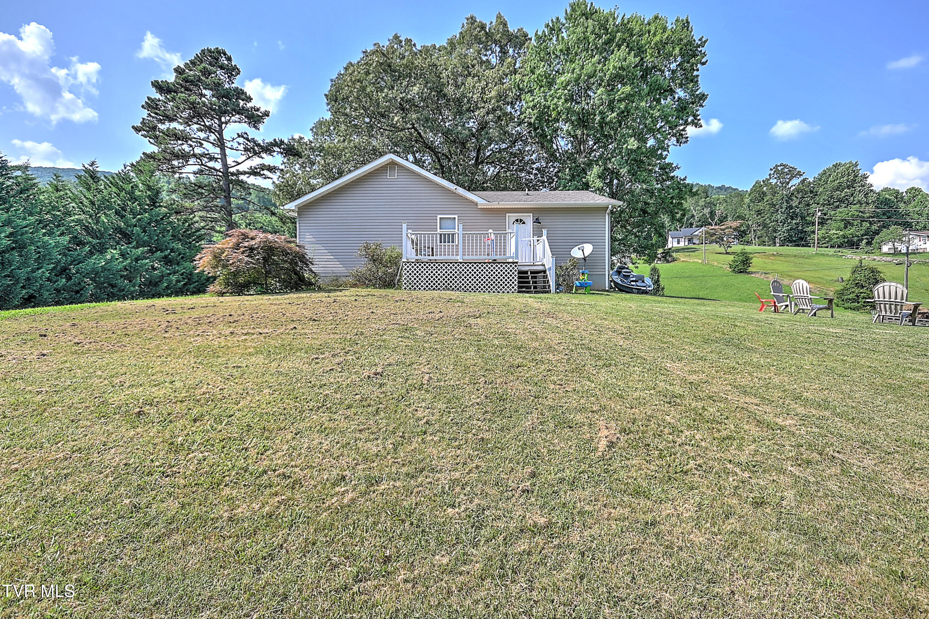 124 Zeb Grindstaff Road Elizabethton, TN 37643 - Photo 44 of 48 124 Zeb Grindstaff Rd KO-43