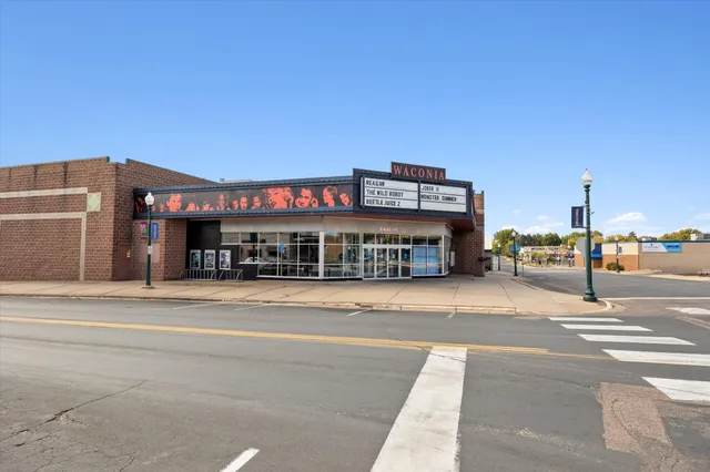 $659,973 | 528 Goldenrod Trail, Waconia, MN 55387