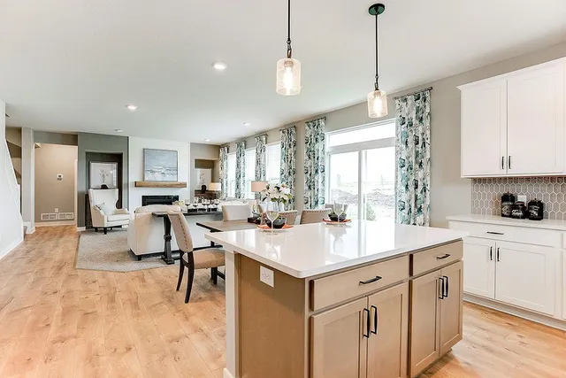 $659,973 | 528 Goldenrod Trail, Waconia, MN 55387