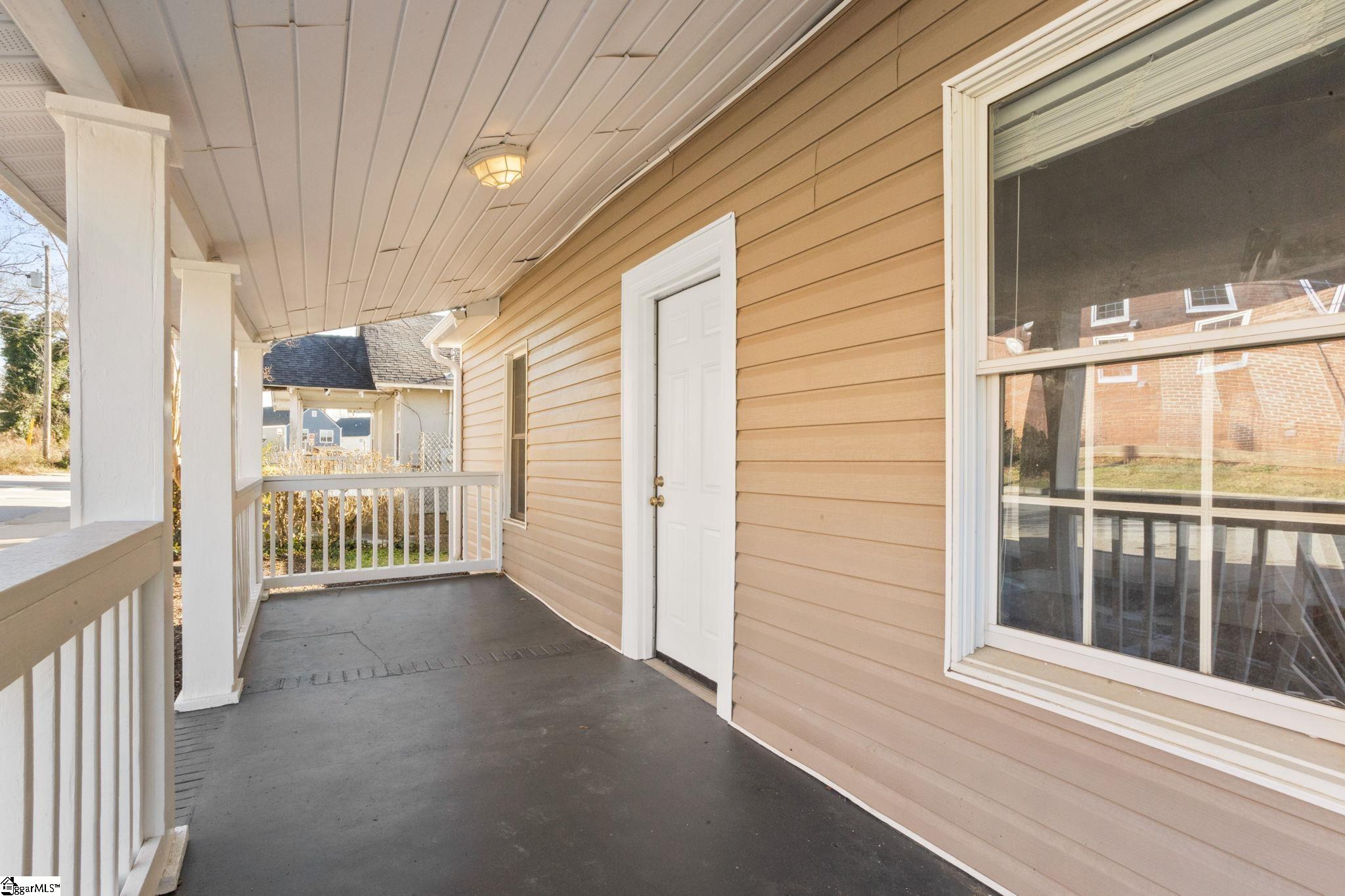 103 Sterling Street Greenville, SC 29601 - Photo 3 of 27