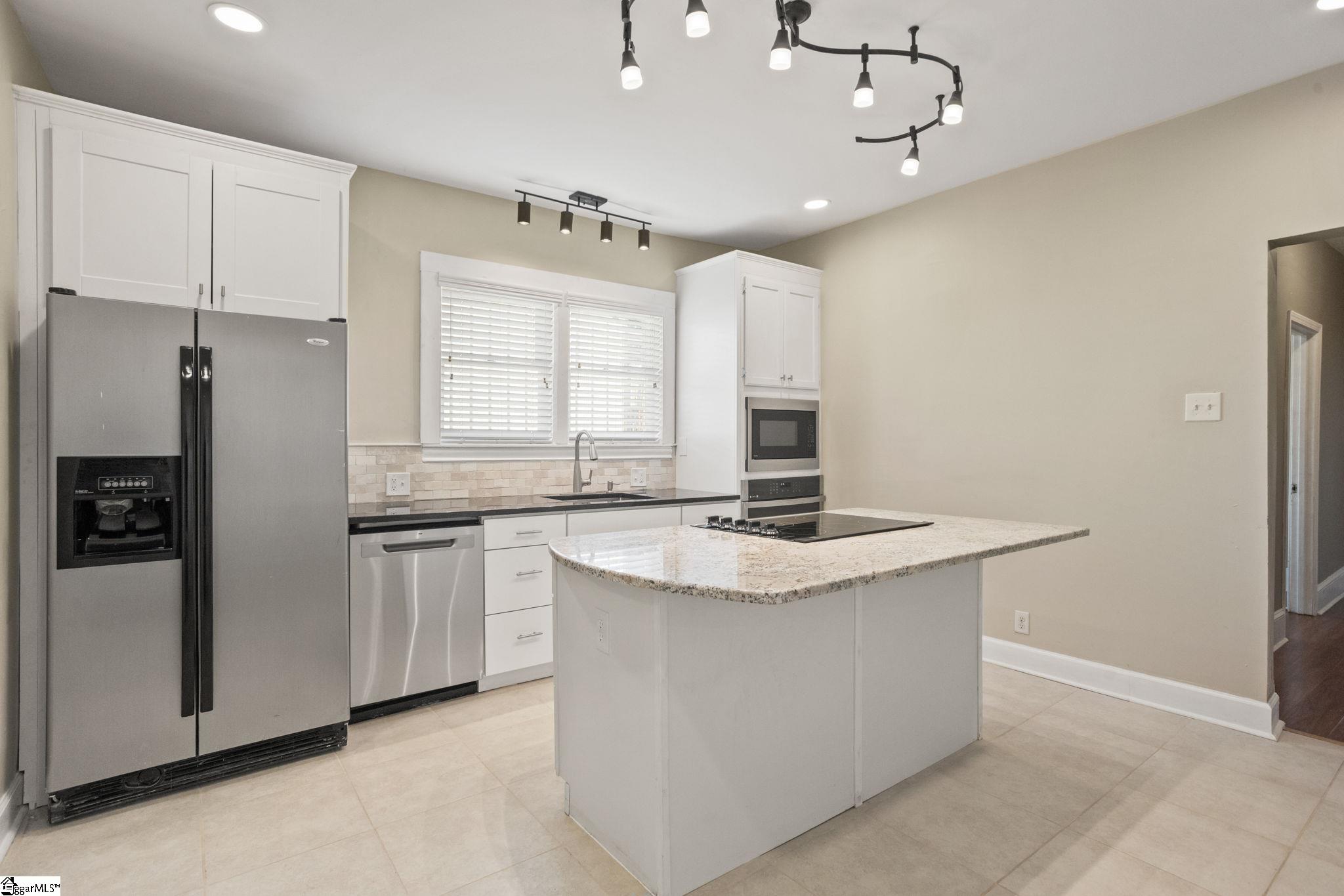 103 Sterling Street Greenville, SC 29601 - Photo 5 of 27