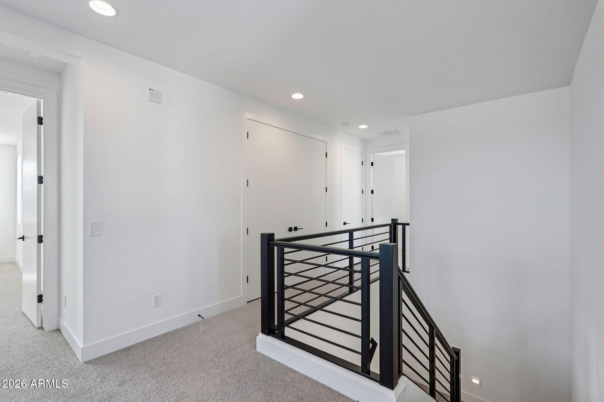 7945 West Griswold Road Peoria, AZ 85345 - Photo 25 of 49 Landing