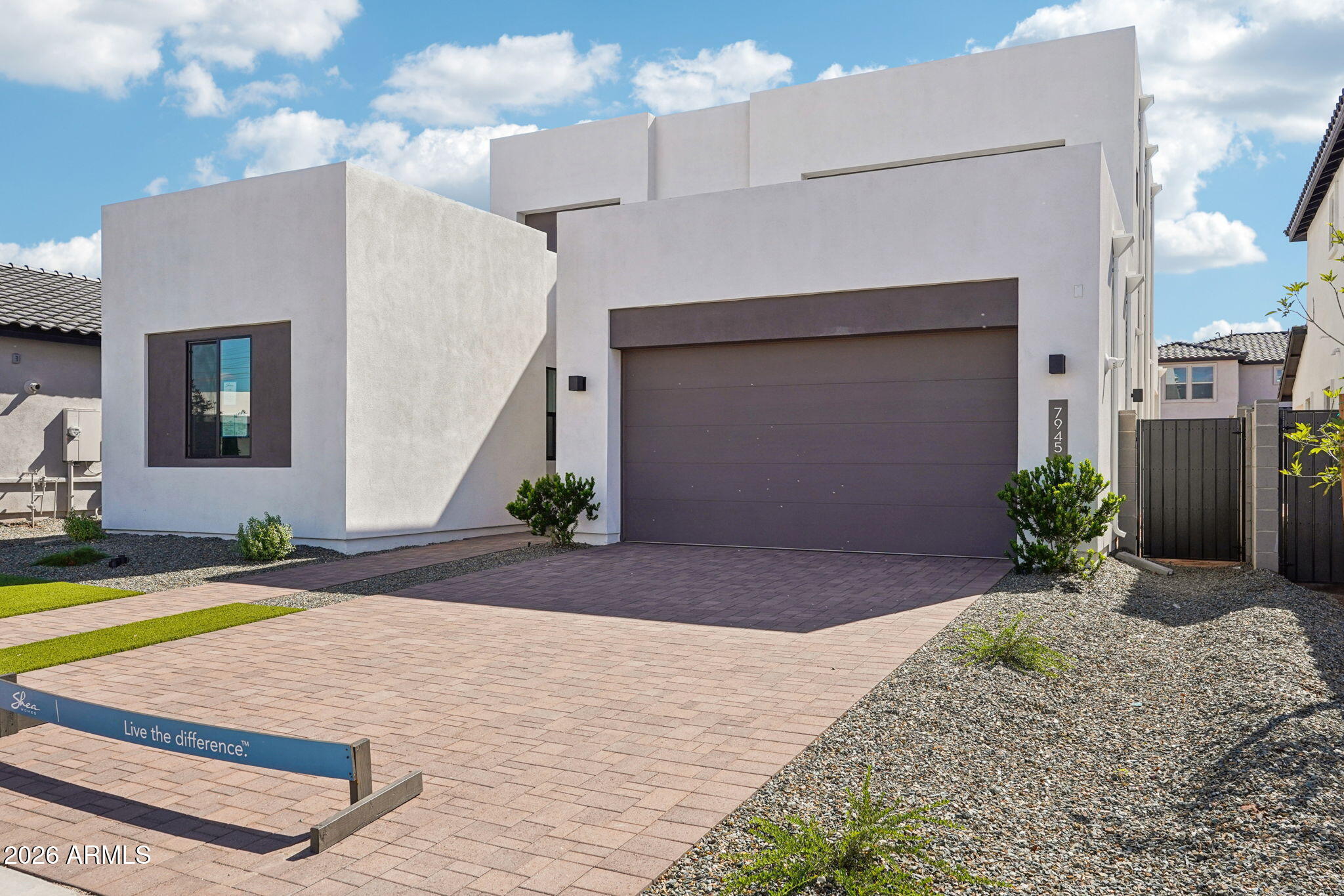 7945 West Griswold Road Peoria, AZ 85345 - Photo 3 of 49 Front View C