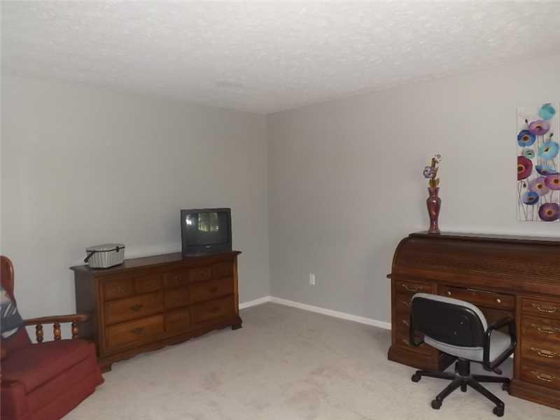 12052 Cholla Road Fishers, IN 46037 - Photo 6 of 24 Gallery Image 6