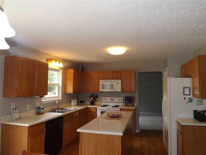 12052 Cholla Road Fishers, IN 46037 - Photo 9 of 24 Gallery Image 9