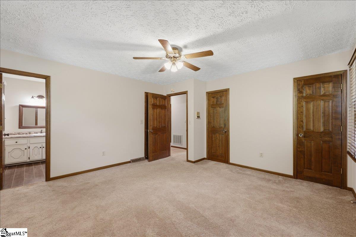 3184 Highway 14 Greer, SC 29651 - Photo 23 of 48