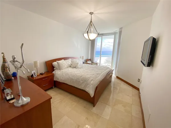 $8,500 | 6301 Collins Avenue, Unit TS3, Miami Beach, FL 33141