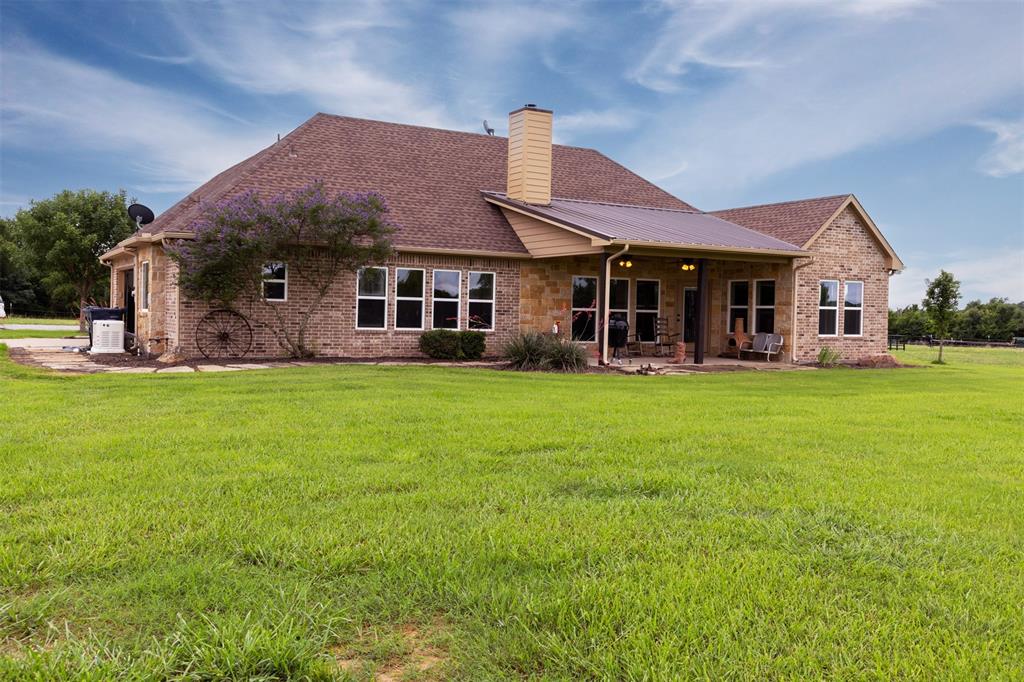 191 Bell Road Van Alstyne, TX 75495 - Photo 6 of 40