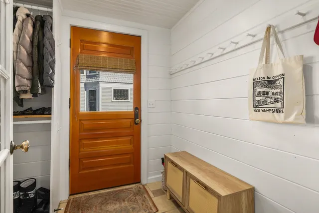 $6,000 | 6 Gill Street, Exeter, NH 03833