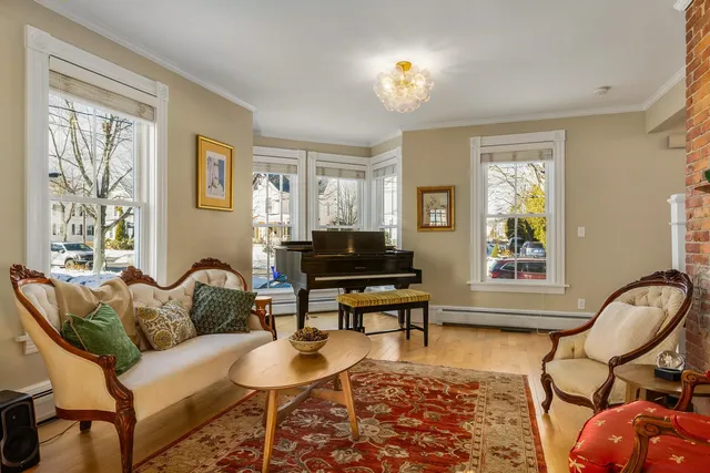 $6,000 | 6 Gill Street, Exeter, NH 03833