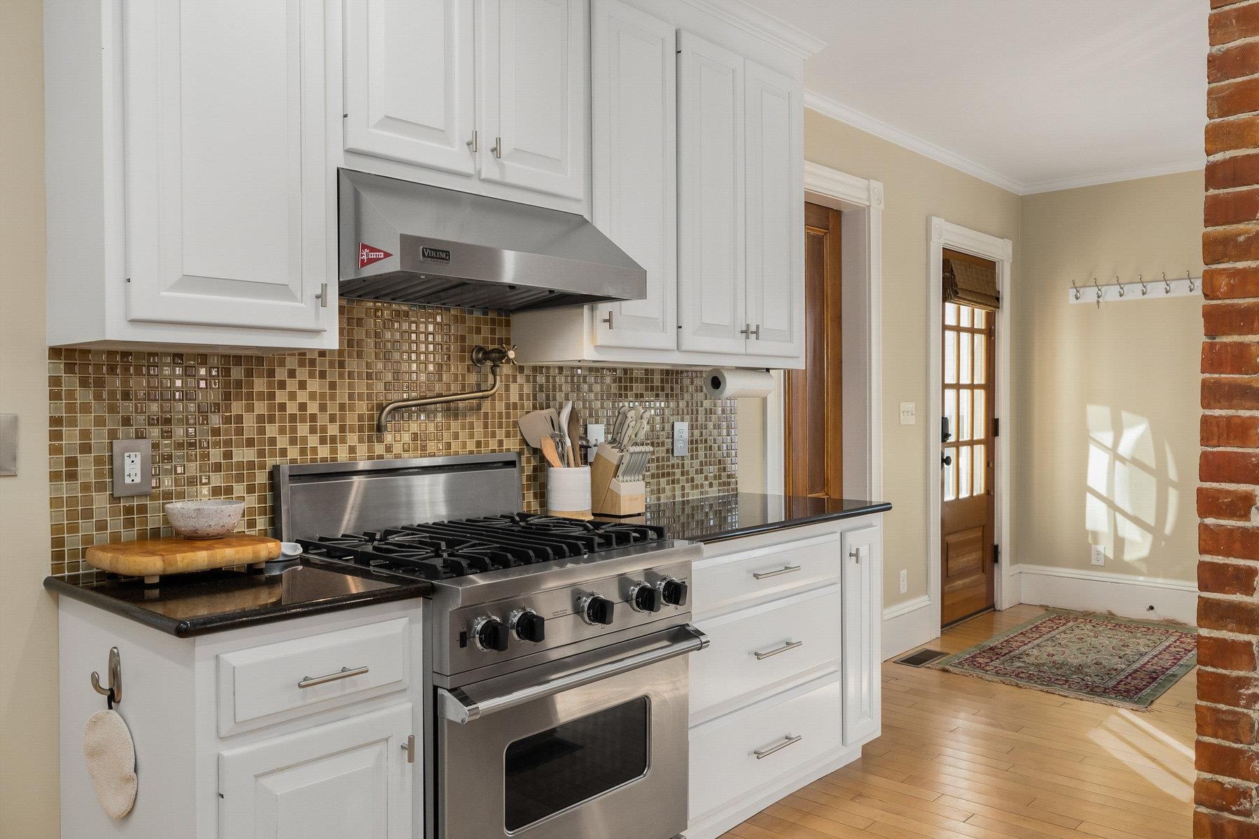 6 Gill Street Exeter, NH 03833 - Photo 9 of 48