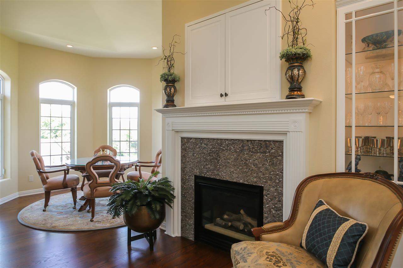 255 Holiday Road, Unit 4 Coralville, IA 52241 - Photo 4 of 25 Gallery Image 4