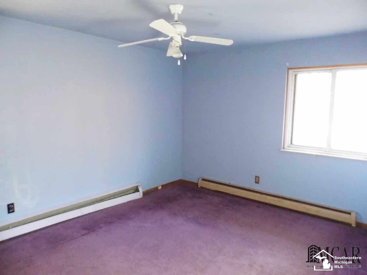 49032 Arkona Road Belleville, MI 48111 - Photo 10 of 17 21276553-9.JPG