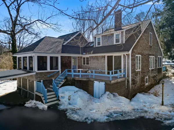 $995,000 | 136 Leonard Street, Gloucester, MA 01930