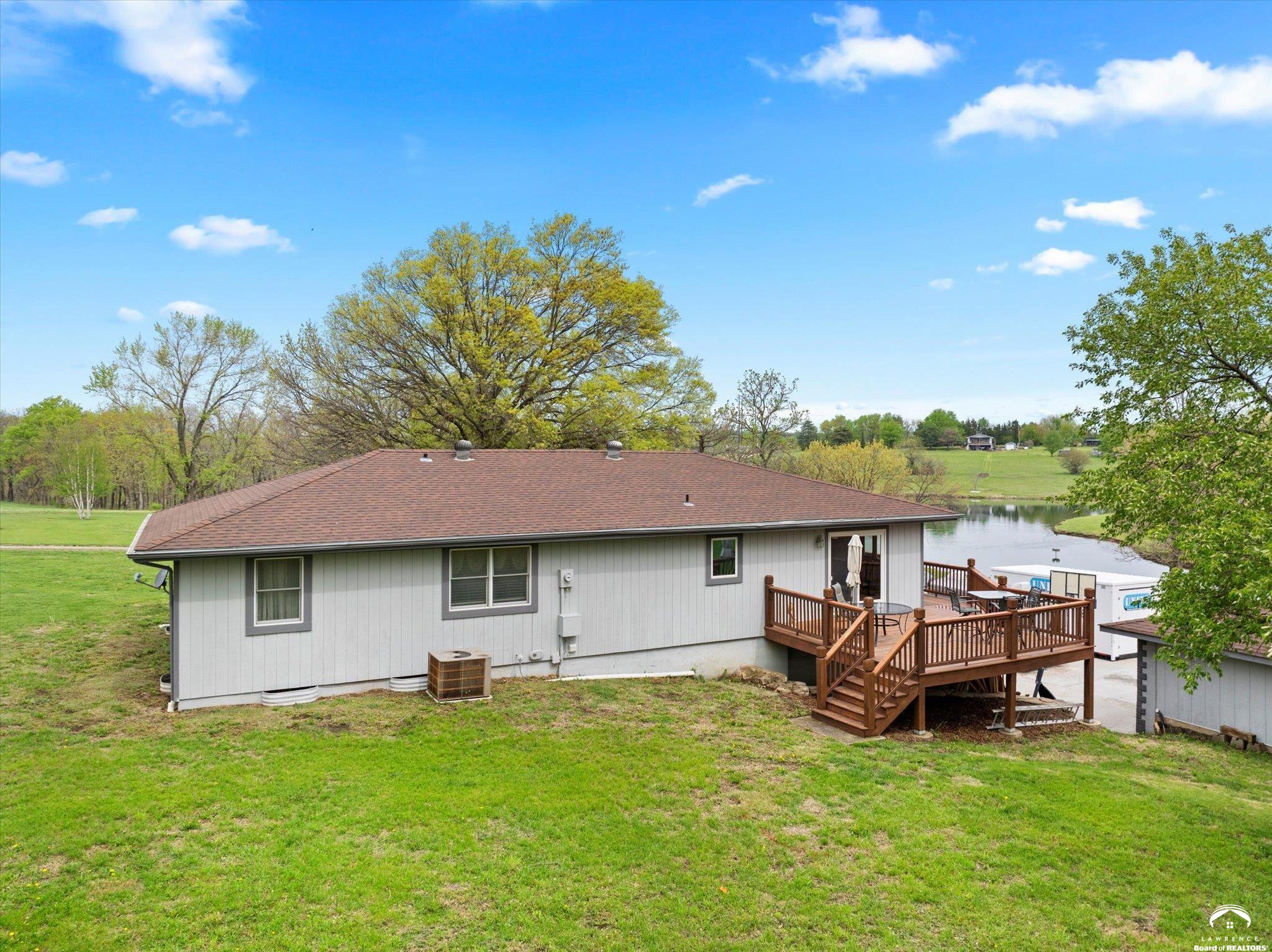 1628 East 400 Road Lawrence, KS 66049 - Photo 36 of 51