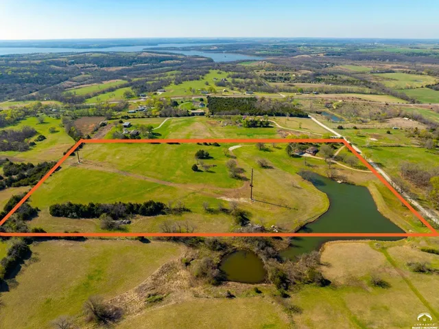 $599,000 | 1628 East 400 Road, Lawrence, KS 66049