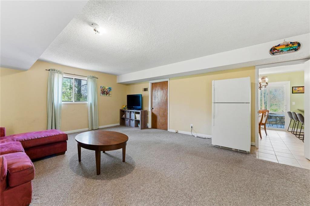 1358 Murdock Road Marietta, GA 30062 - Photo 15 of 30