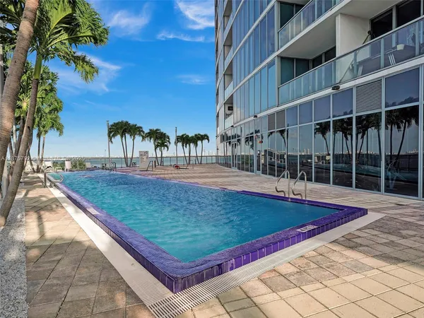 $5,900 | 601 Northeast 36th Street, Unit 2703, Miami, FL 33137