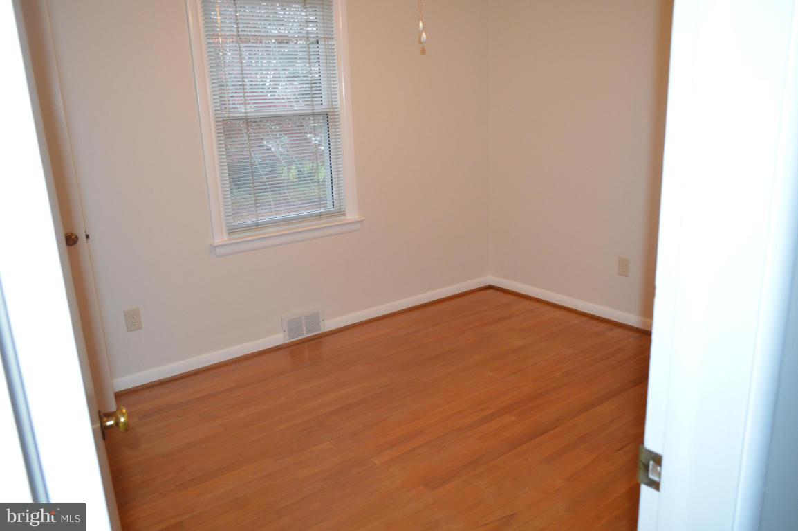 320 Dahlia Road Lancaster, PA 17602 - Photo 13 of 24 Gallery Image 13