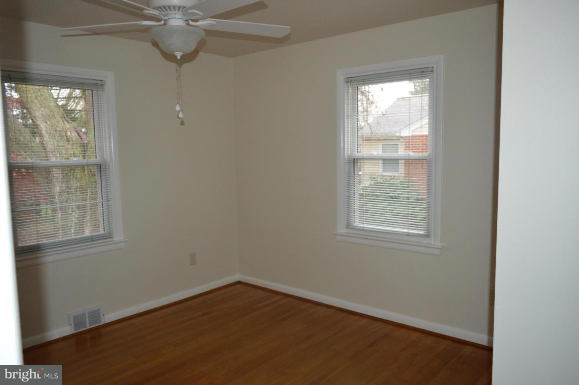 320 Dahlia Road Lancaster, PA 17602 - Photo 14 of 24 Gallery Image 14