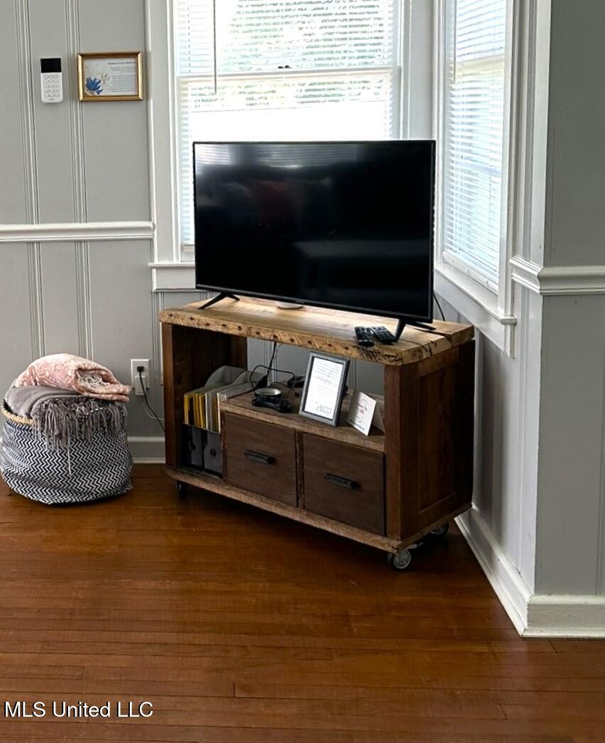 1323 3rd Street Gulfport, MS 39501 - Photo 13 of 46 17 tv 1