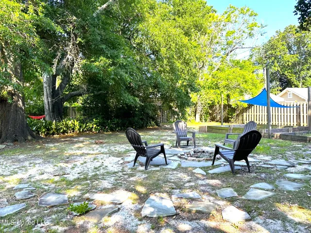 $1,800 | 1323 3rd Street, Gulfport, MS 39501