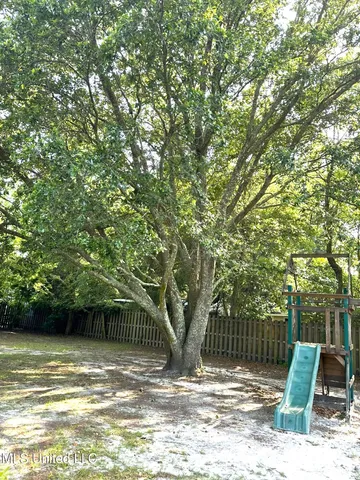 $1,800 | 1323 3rd Street, Gulfport, MS 39501