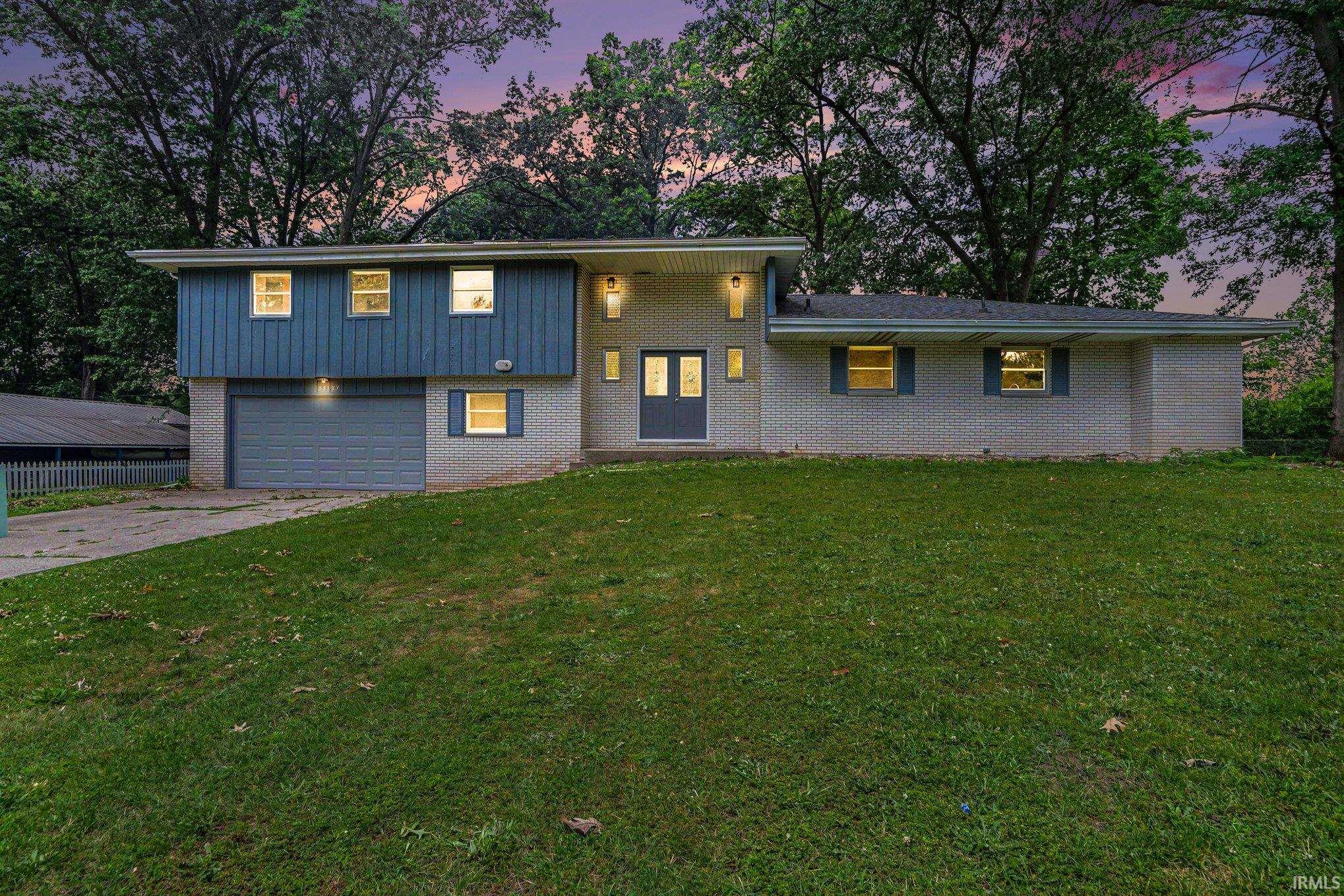 55127 Buckeye Road Osceola, IN 46561 - Photo 1 of 26