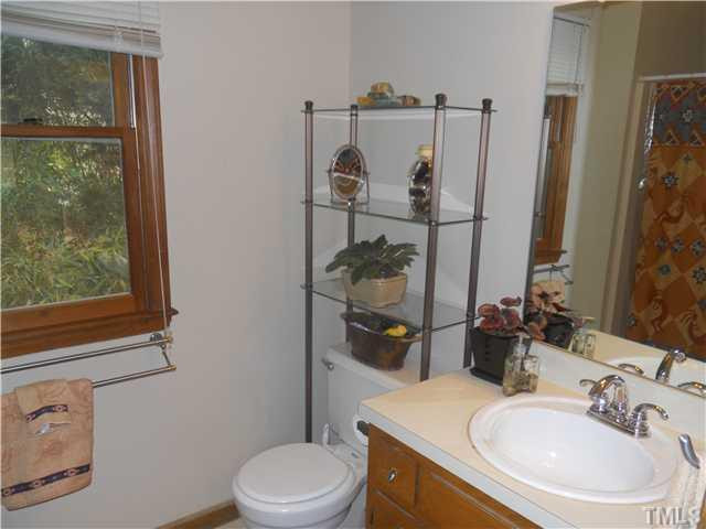3507 Mill Run Raleigh, NC 27612 - Photo 12 of 16 Photo 12