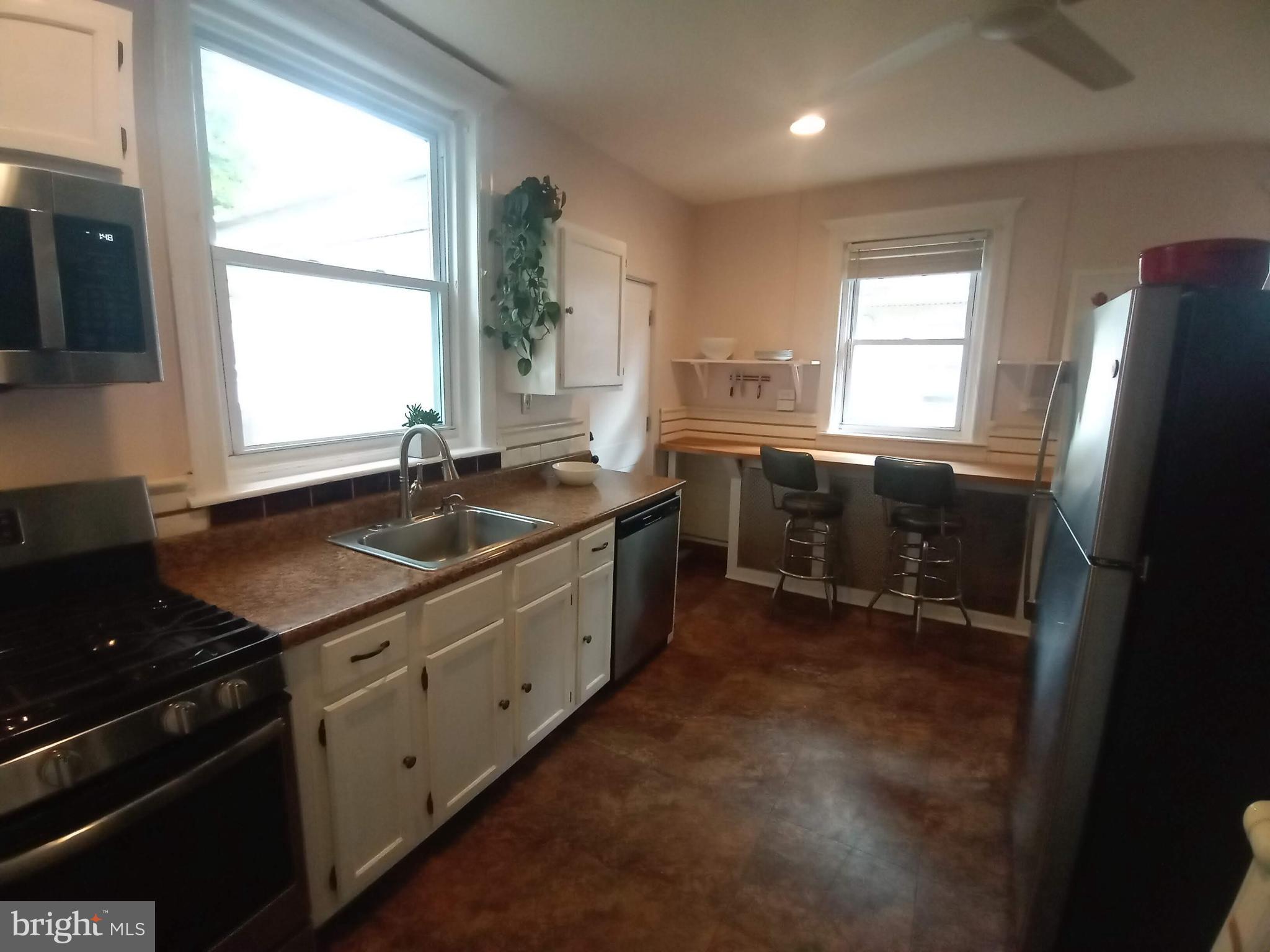 6607 North 13th Street Philadelphia, PA 19126 - Photo 28 of 58