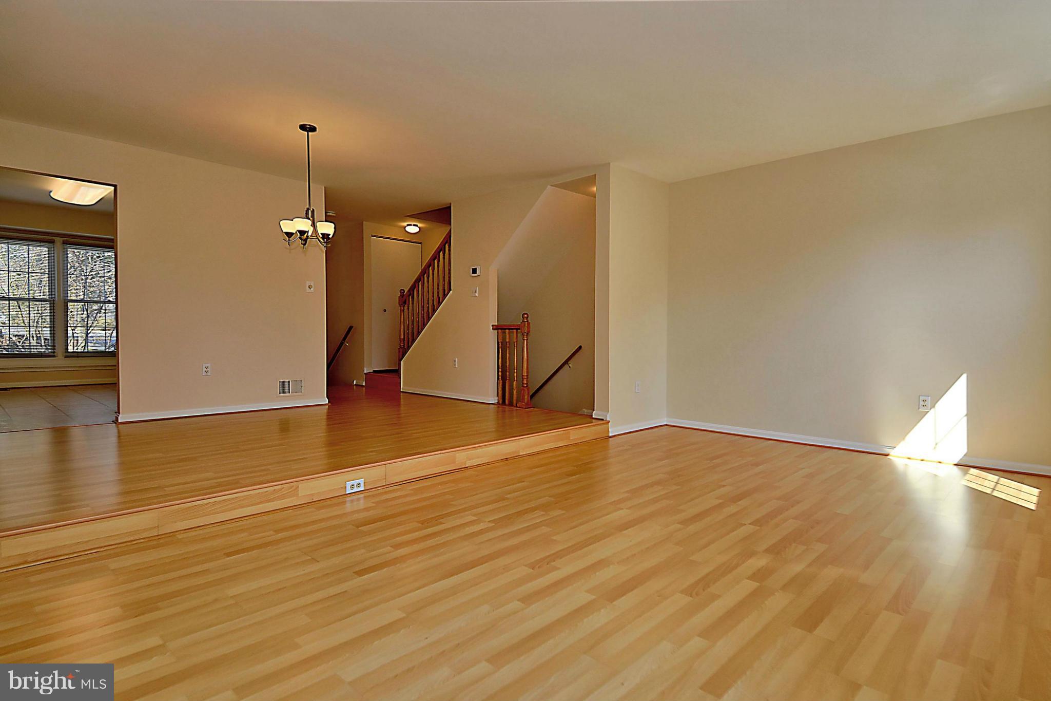 2302 Patternbond Drive Silver Spring, MD 20902 - Photo 8 of 18 Living Room