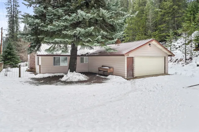 $449,000 | 13122 Deer Valley Road, Newport, WA 99156