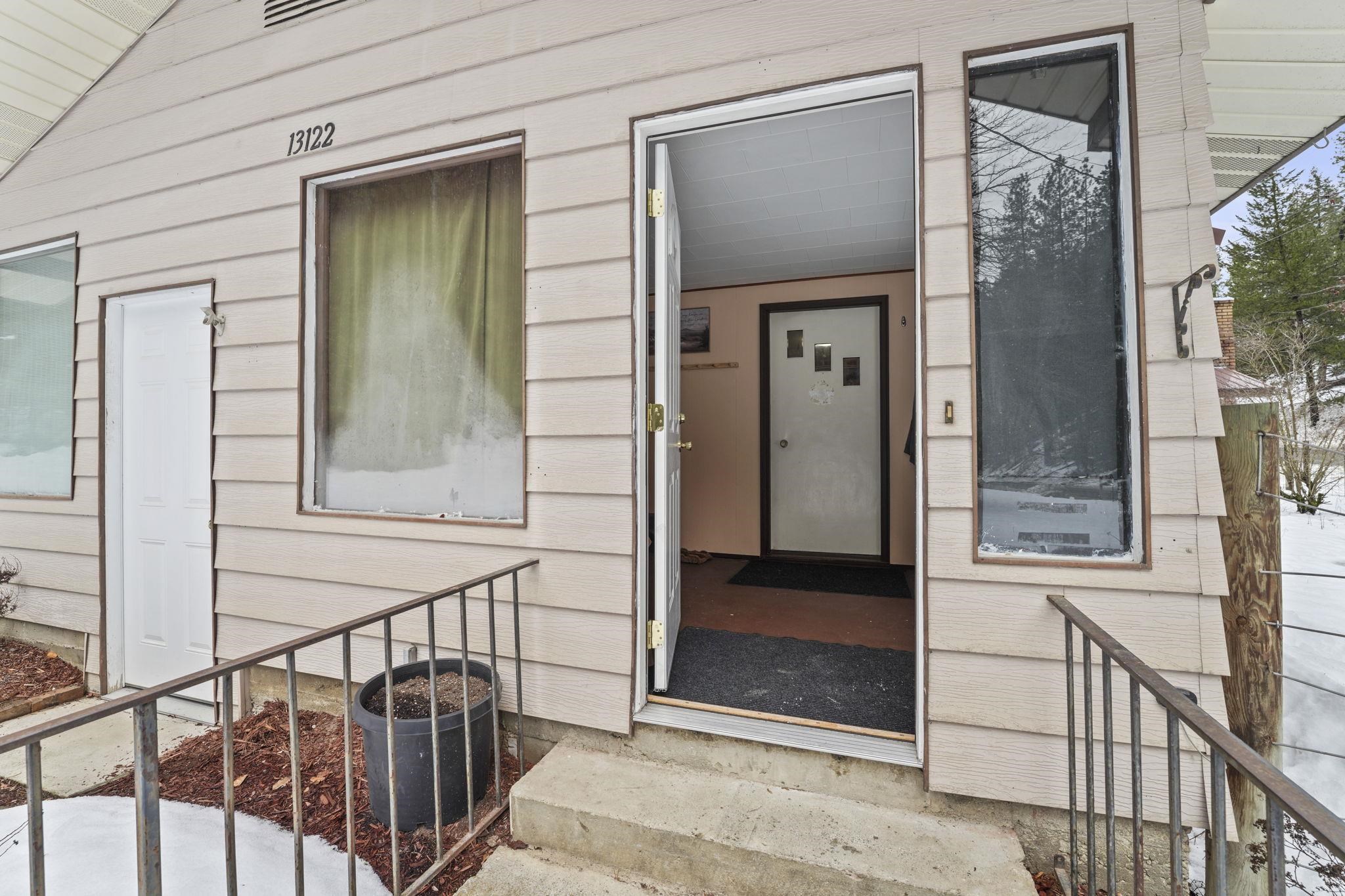 13122 Deer Valley Road Newport, WA 99156 - Photo 7 of 50