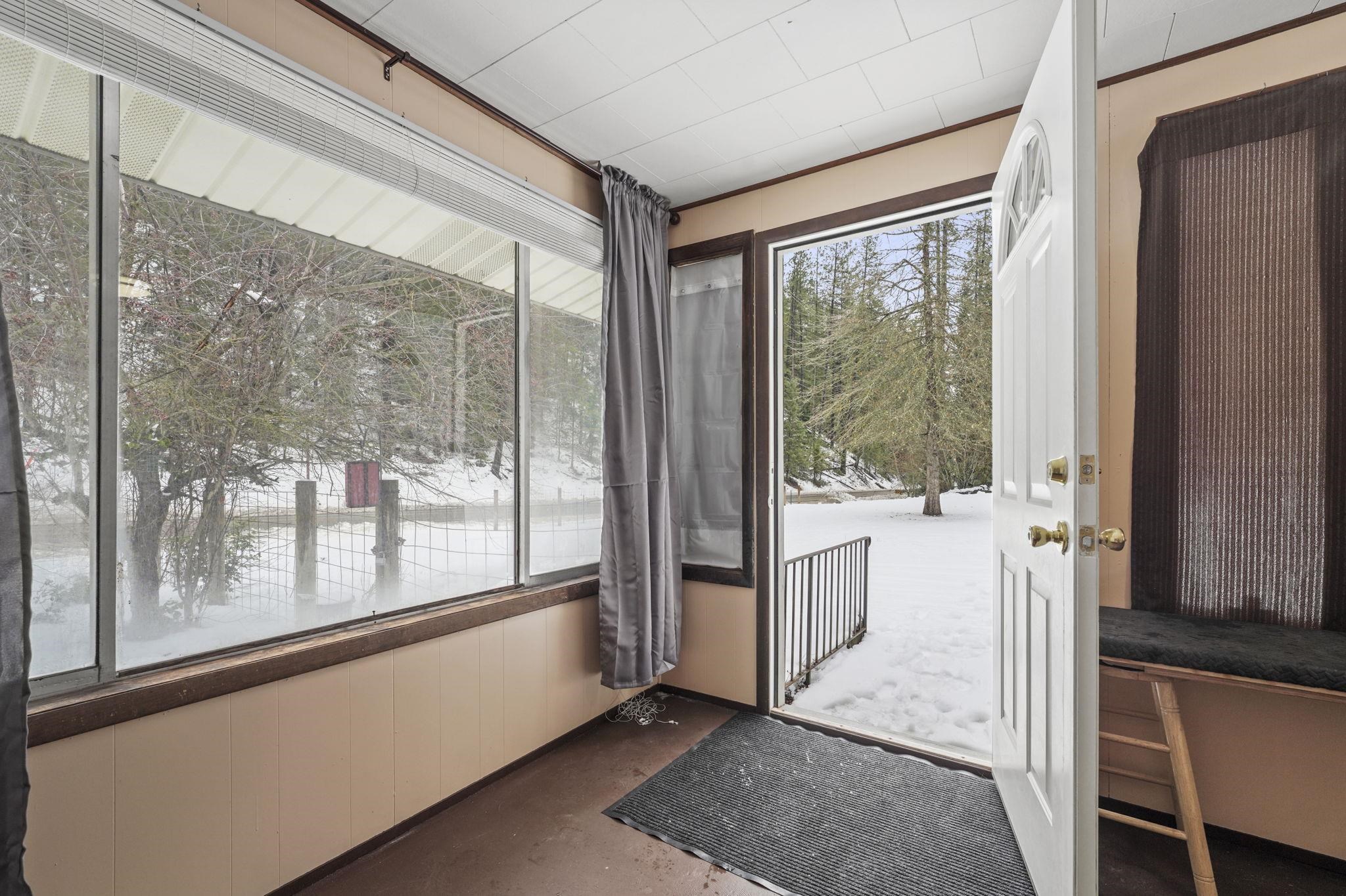 13122 Deer Valley Road Newport, WA 99156 - Photo 8 of 50